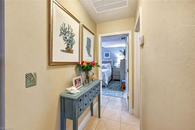 2442 SW Embers TER, Cape Coral, FL 33991