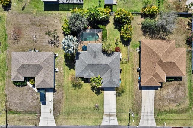 2442 SW Embers TER, Cape Coral, FL 33991
