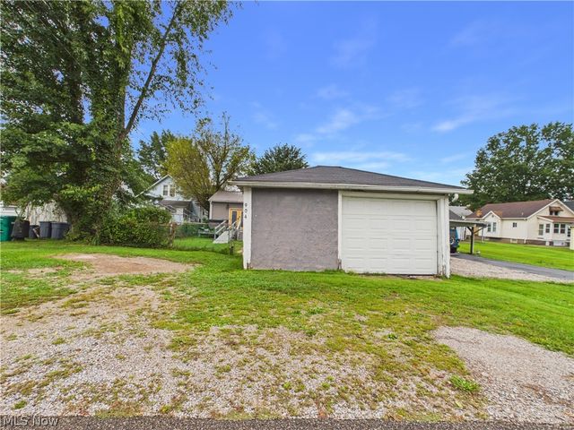 904 West Virginia Avenue, Parkersburg, WV 26104