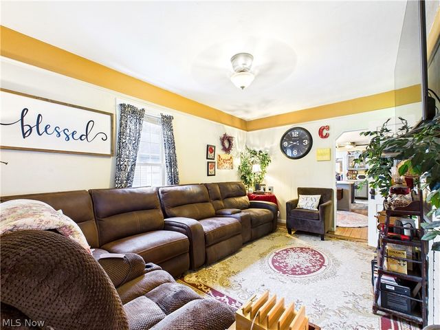 904 West Virginia Avenue, Parkersburg, WV 26104