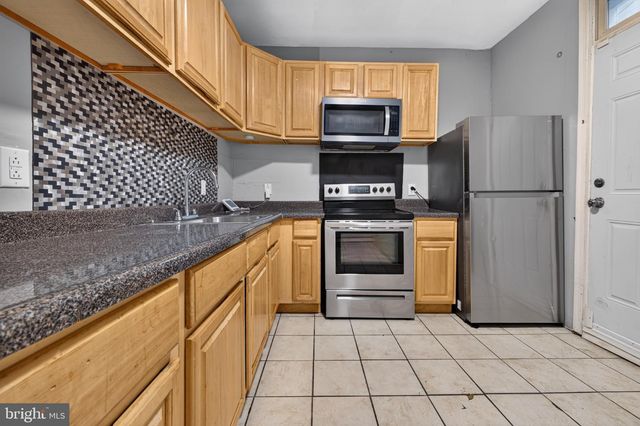 413 N REDFIELD ST, Philadelphia, PA 19151