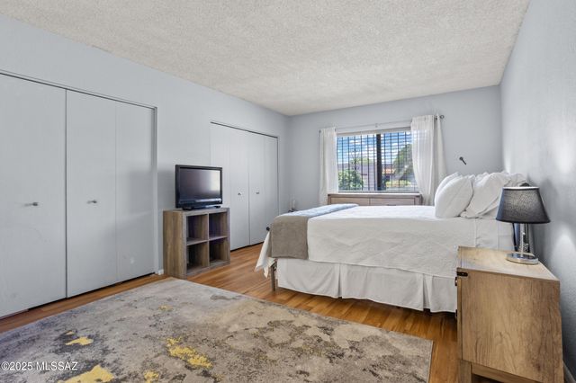 8341 E Via Arboleda, Tucson, AZ 85710