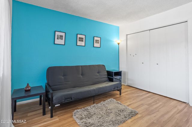 8341 E Via Arboleda, Tucson, AZ 85710