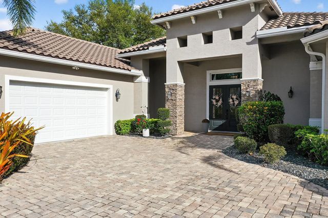 1433 SW Osprey Cove, Port St. Lucie, FL 34986