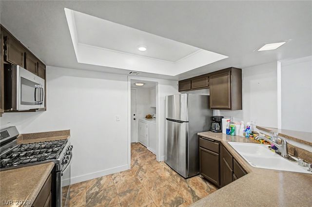 317 Warmside Drive, Las Vegas, NV 89145