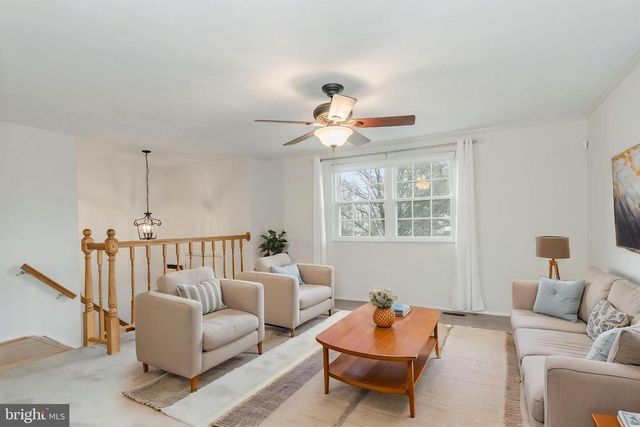 2806 LOGWAY RD, Vienna, VA 22181