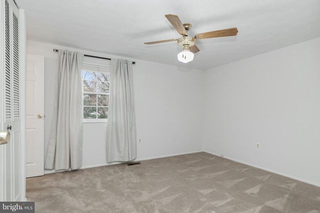 2806 LOGWAY RD, Vienna, VA 22181