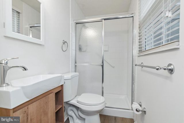 2806 LOGWAY RD, Vienna, VA 22181