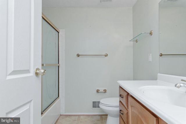 2806 LOGWAY RD, Vienna, VA 22181