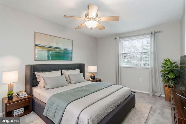 2806 LOGWAY RD, Vienna, VA 22181