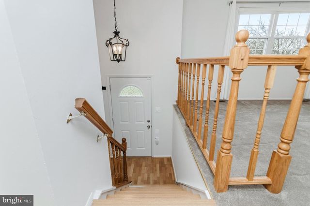 2806 LOGWAY RD, Vienna, VA 22181