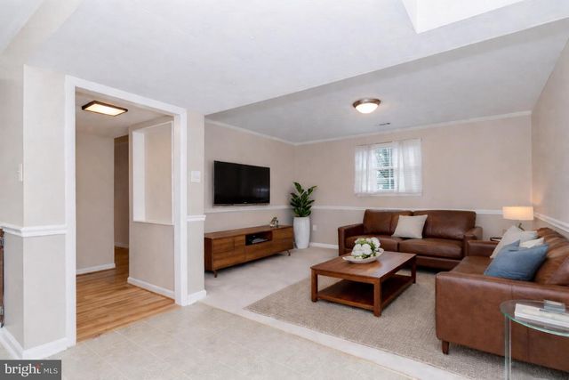 2806 LOGWAY RD, Vienna, VA 22181