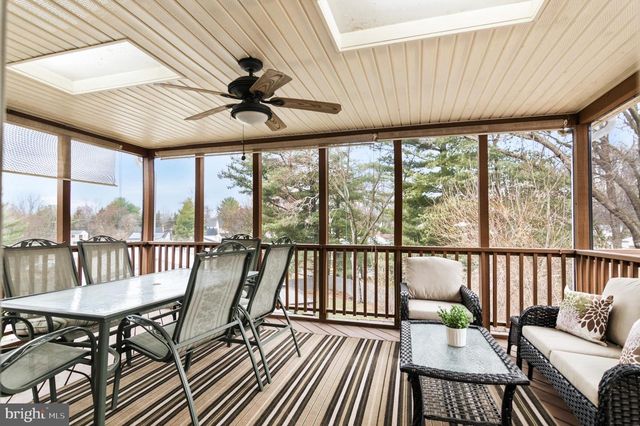 2806 LOGWAY RD, Vienna, VA 22181