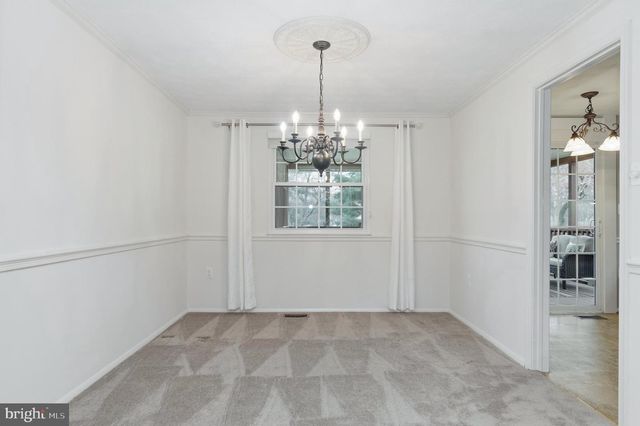 2806 LOGWAY RD, Vienna, VA 22181