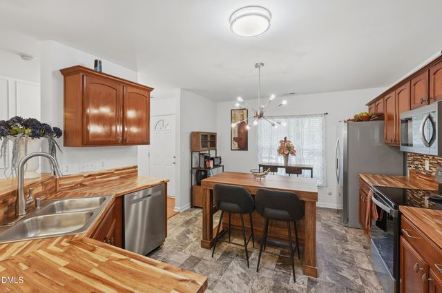 3201 Ivey Wood Lane, Durham, NC 27703