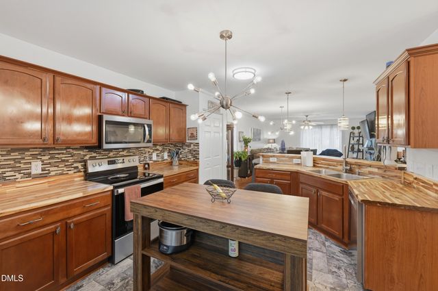 3201 Ivey Wood Lane, Durham, NC 27703
