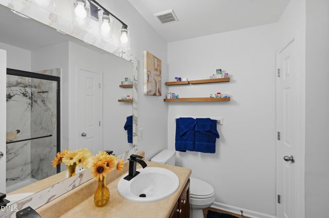 3201 Ivey Wood Lane, Durham, NC 27703