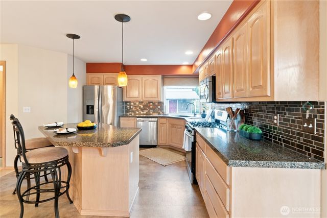 4829 66th Avenue NE, Marysville, WA 98270