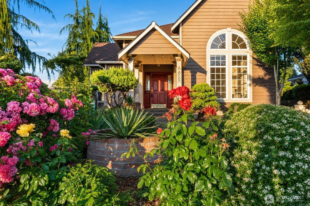 4829 66th Avenue NE, Marysville, WA 98270
