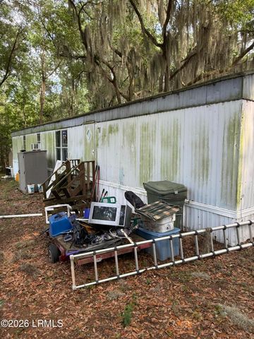 25 Hidden Oaks Road, St. Helena Island, SC 29920