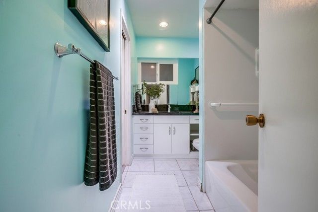 1354 Shadow Lane 102, Fullerton, CA 92831