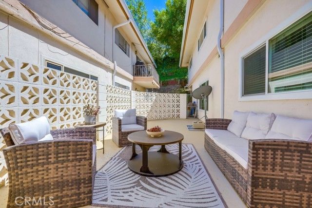 1354 Shadow Lane 102, Fullerton, CA 92831