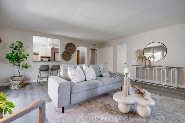 1354 Shadow Lane 102, Fullerton, CA 92831