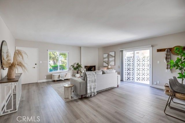 1354 Shadow Lane 102, Fullerton, CA 92831