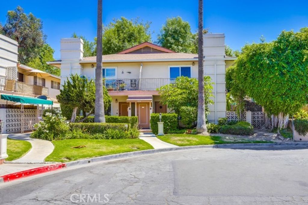 1354 Shadow Lane 102, Fullerton, CA 92831