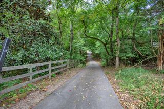7498 Swift Rd, Greenbrier, TN 37073