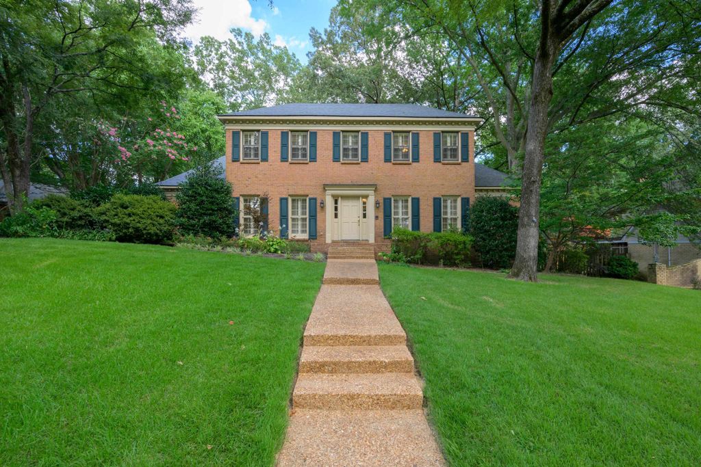 2784 FOX CREEK DR, Germantown, TN 38138