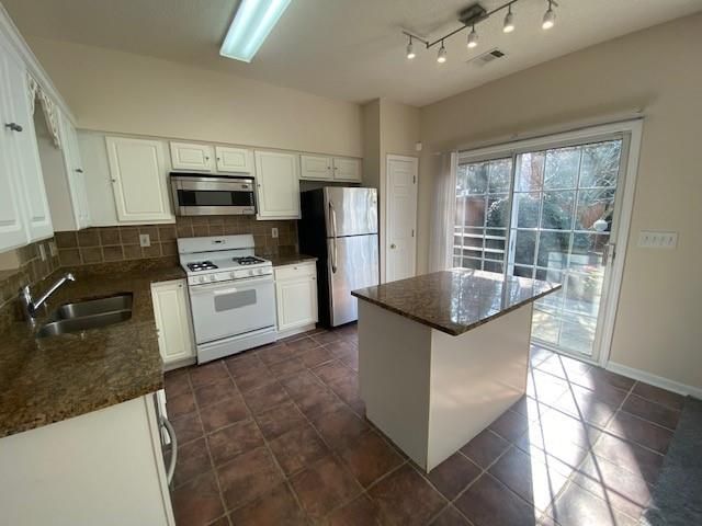 5463 Medlock Corners Drive, Norcross, GA 30092