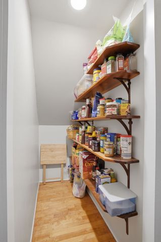 1128 44th Street, Des Moines, IA 50311