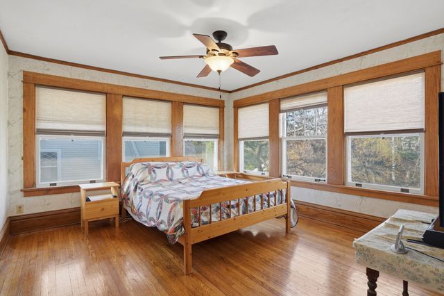 1128 44th Street, Des Moines, IA 50311