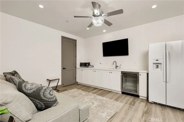 10 Ocean Place, Seal Beach, CA 90740