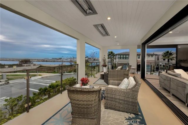 10 Ocean Place, Seal Beach, CA 90740