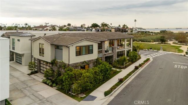 10 Ocean Place, Seal Beach, CA 90740