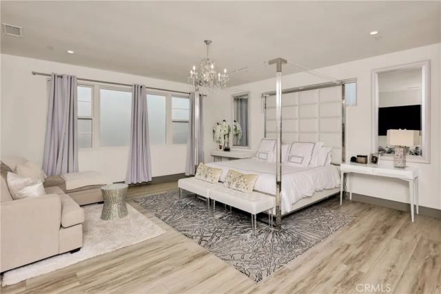 10 Ocean Place, Seal Beach, CA 90740