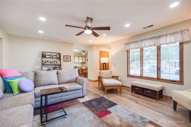 6724 Willow Creek Drive, Dayton, OH 45424