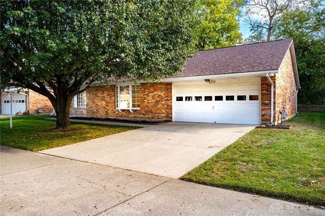 6724 Willow Creek Drive, Dayton, OH 45424