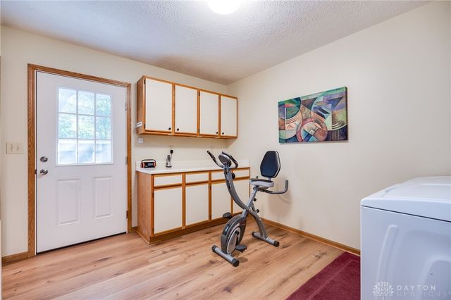 6724 Willow Creek Drive, Dayton, OH 45424