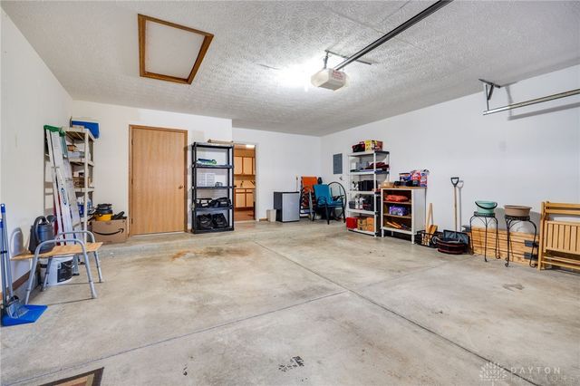 6724 Willow Creek Drive, Dayton, OH 45424