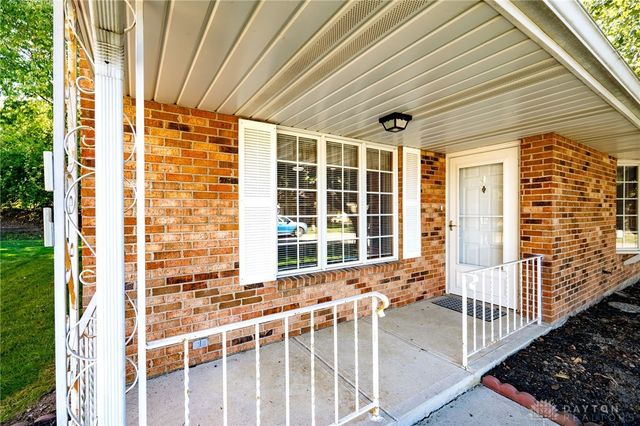 6724 Willow Creek Drive, Dayton, OH 45424