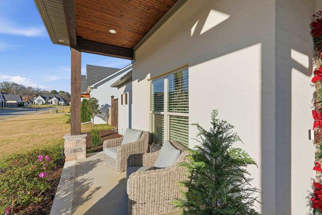 1690 Winterbrook Drive, Conway, AR 72034