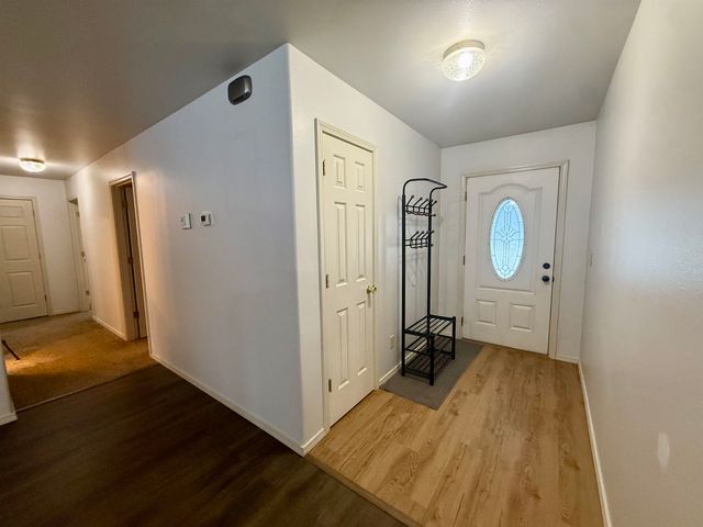 2195 SITKA COURT WEST, North Pole, AK 99705