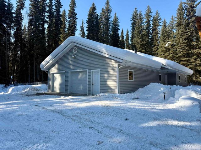 2195 SITKA COURT WEST, North Pole, AK 99705