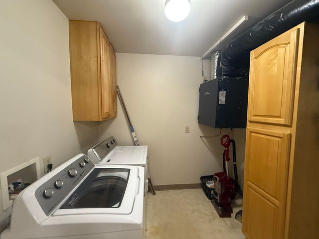 2195 SITKA COURT WEST, North Pole, AK 99705