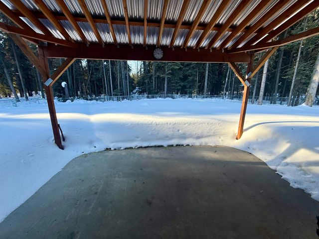 2195 SITKA COURT WEST, North Pole, AK 99705