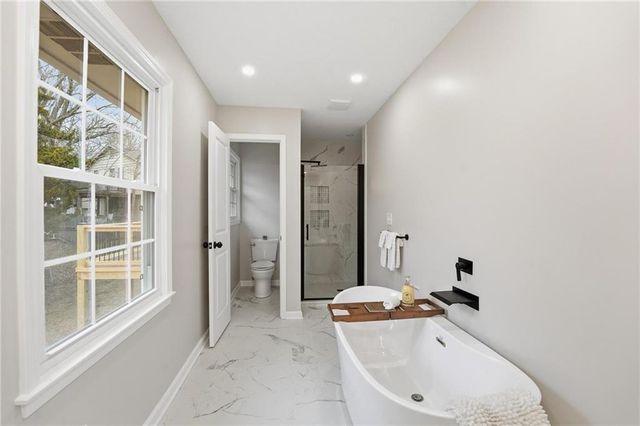 12614 Ensley Lane, Leawood, KS 66209