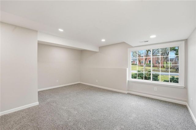 12614 Ensley Lane, Leawood, KS 66209